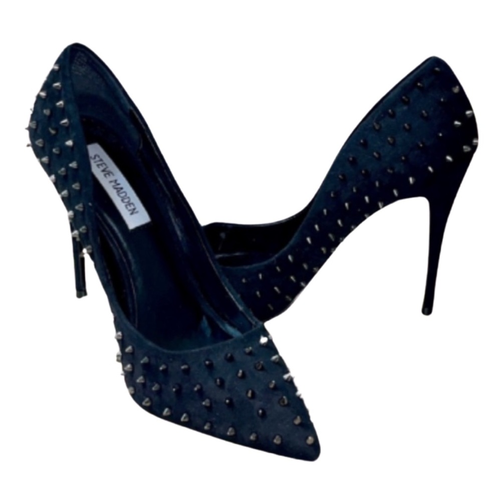 Steve Madden Women’s Daisie Studded Spiked Suede Pointed Toe Size 7.5m, Black